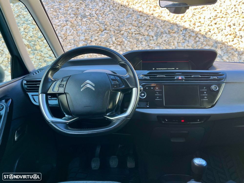 Citroën C4 PureTech 130 Stop&Start SHINE - 42