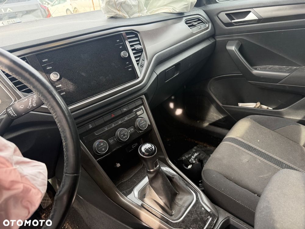 Volkswagen T-Roc - 6