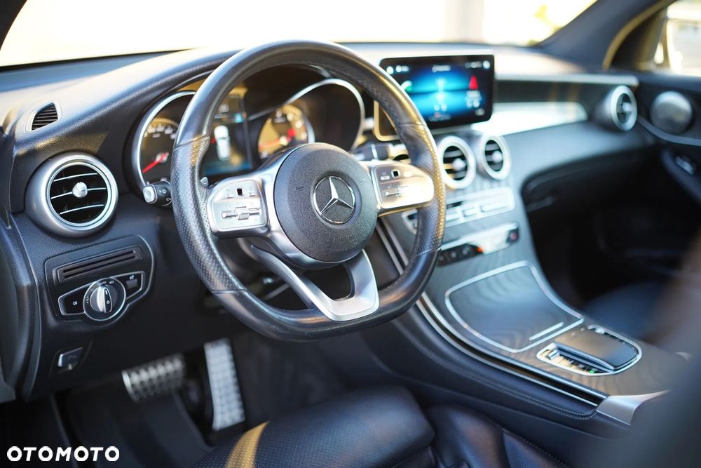 Mercedes-Benz GLC 200 4-Matic - 9