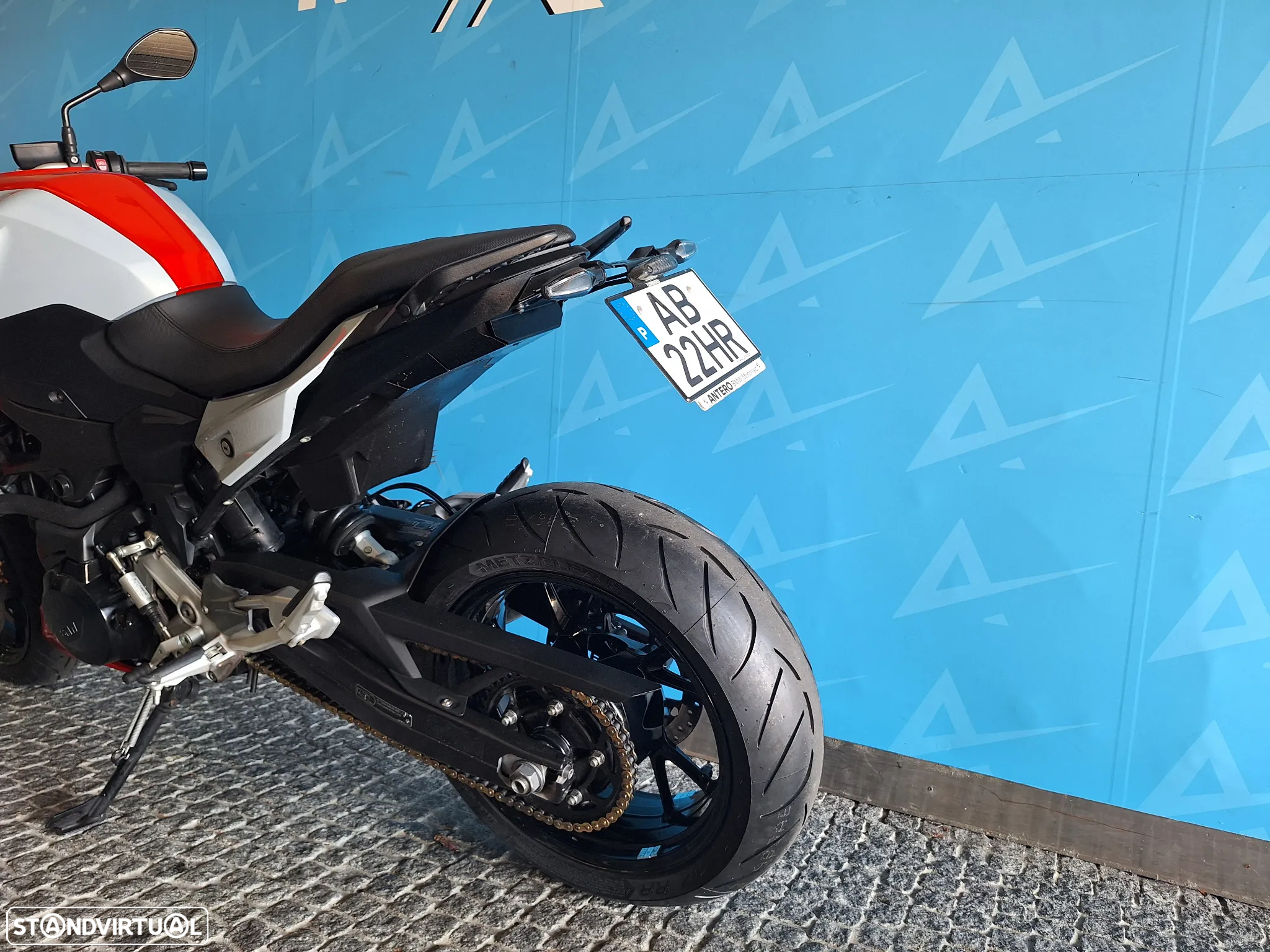 BMW F 900 R - 7