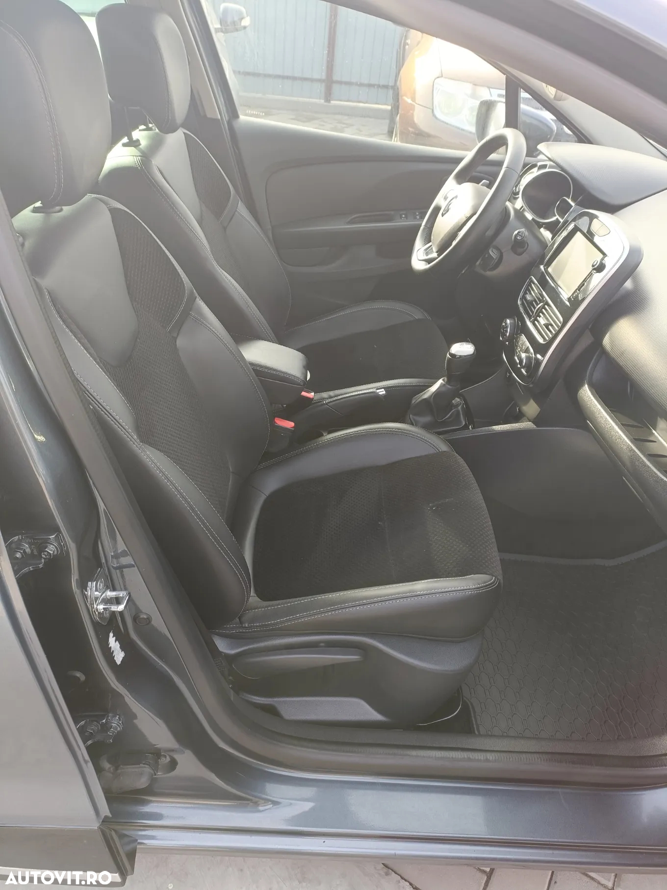 Renault Clio (Energy) TCe 90 Start & Stop INTENS - 7