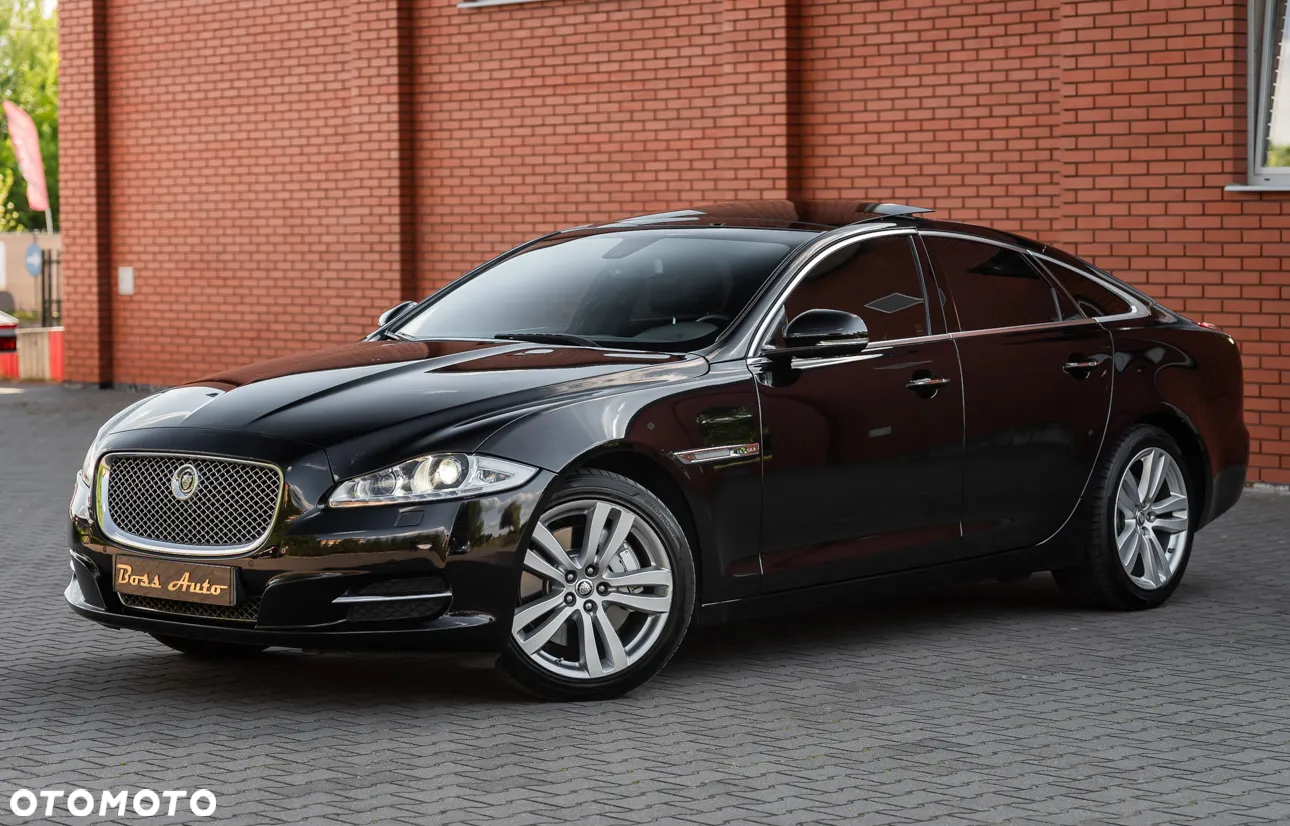 Jaguar XJ 3.0 T AWD LWB Premium Luxury - 6