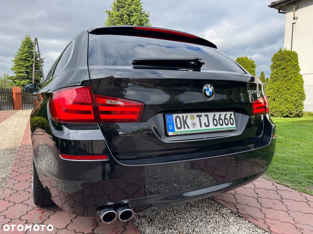BMW Seria 5 525d Sport-Aut Luxury Line - 8