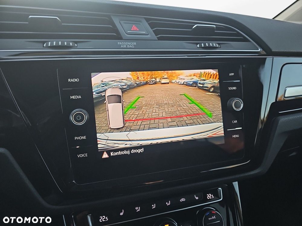 Volkswagen Touran 2.0 TDI BMT Highline DSG - 25