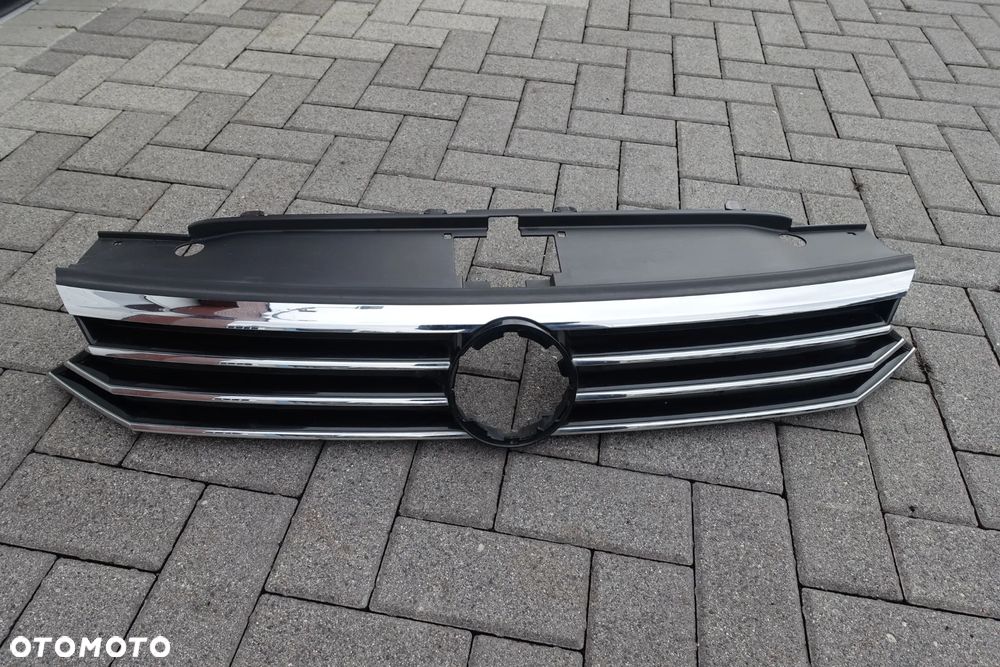 ATRAPA GRILL  PASSAT B8 PRZED LIFTEM 16-19r. - 1