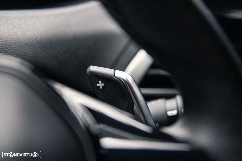 Peugeot 5008 1.5 BlueHDi Allure EAT8 - 31