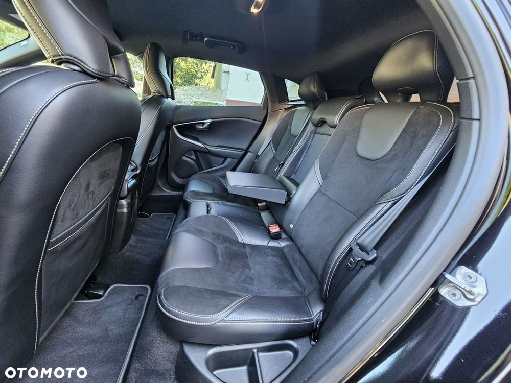 Volvo V40 T4 RDesign - 19