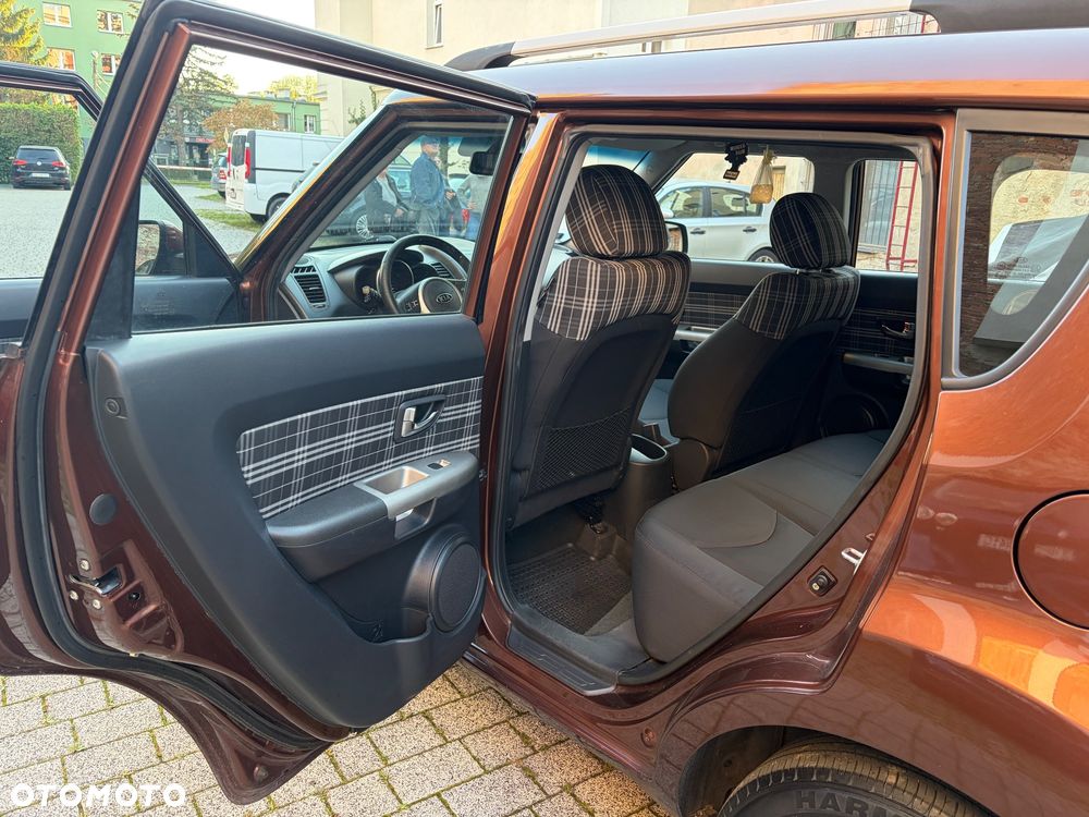 Kia Soul - 10