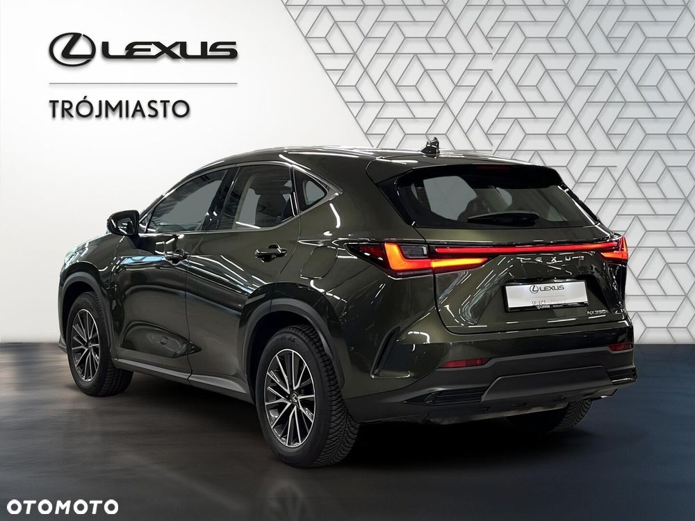 Lexus NX 350h Business AWD - 4