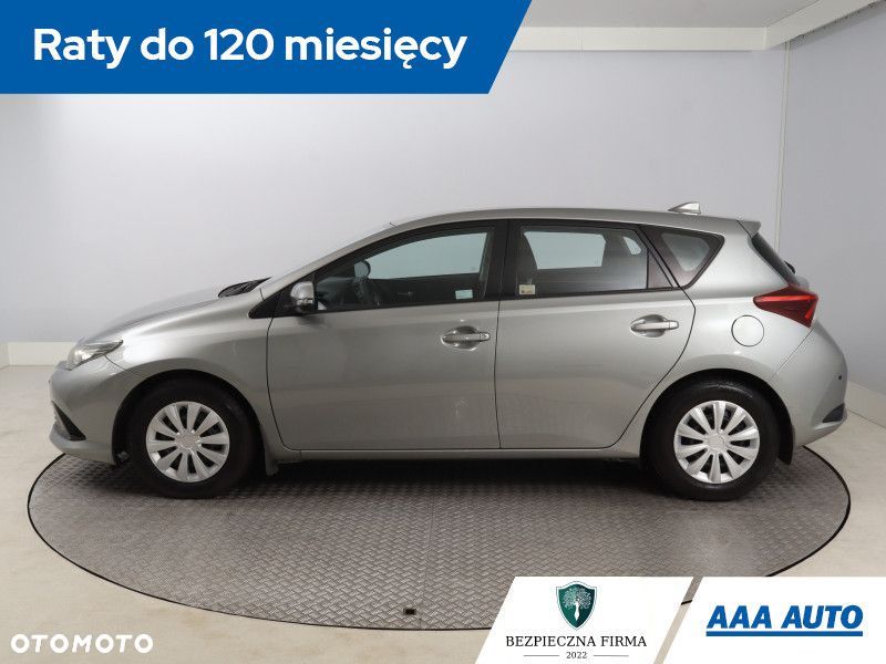 Toyota Auris - 4