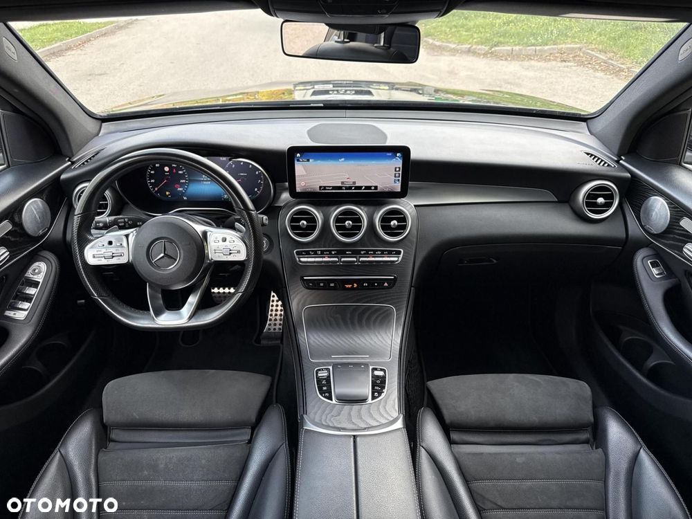 Mercedes-Benz GLC - 21