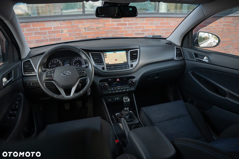 Hyundai Tucson 1.6 GDI BlueDrive Comfort 2WD - 26