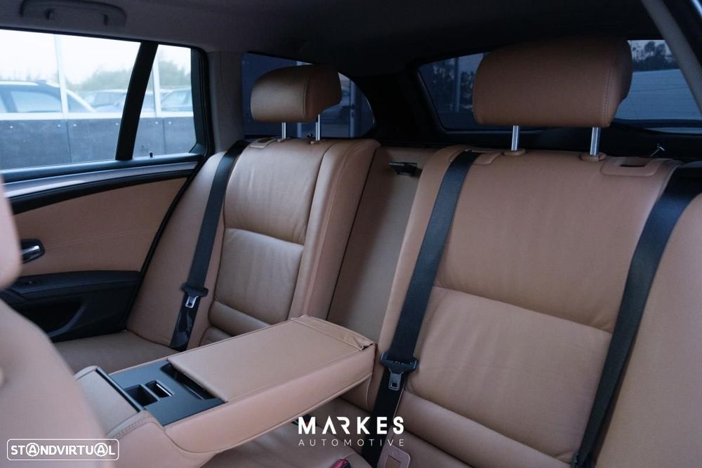 BMW 520 d Executive - 19