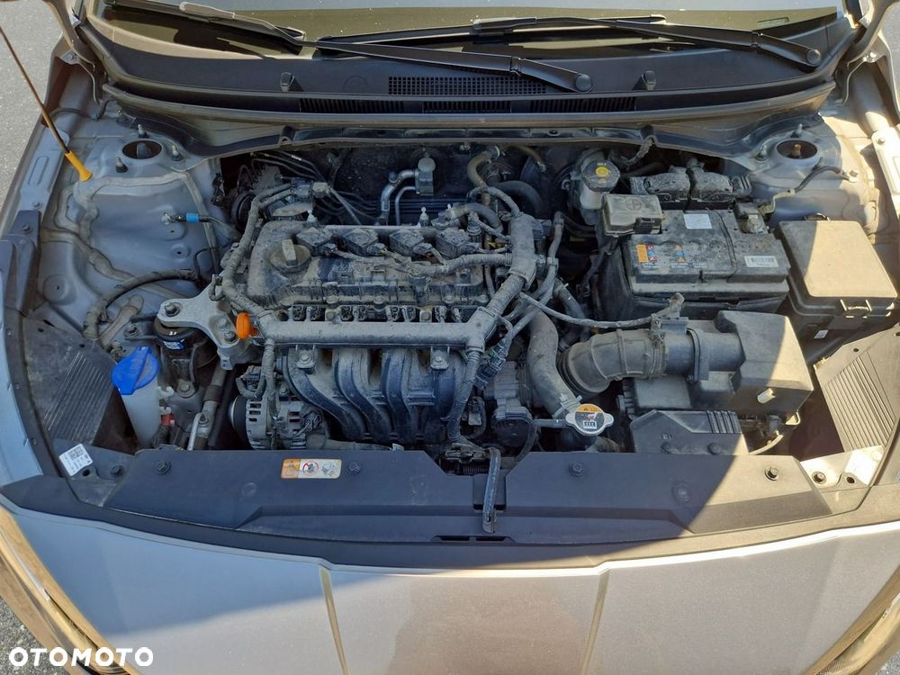 Hyundai i20 - 24