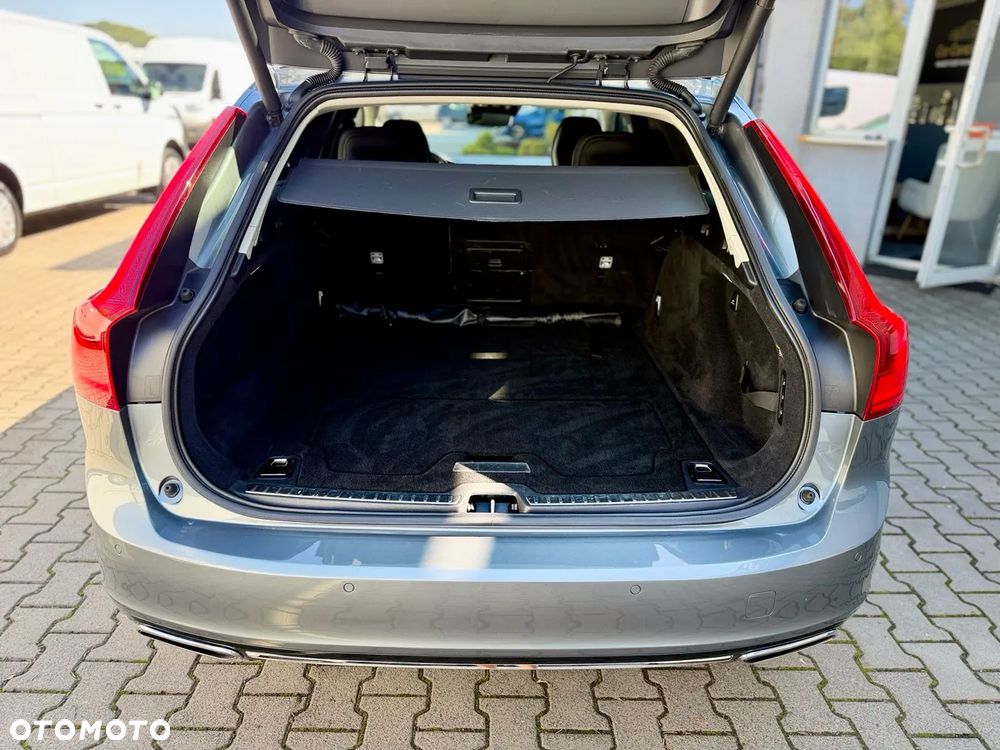 Volvo V90 D4 AWD Geartronic Inscription - 34