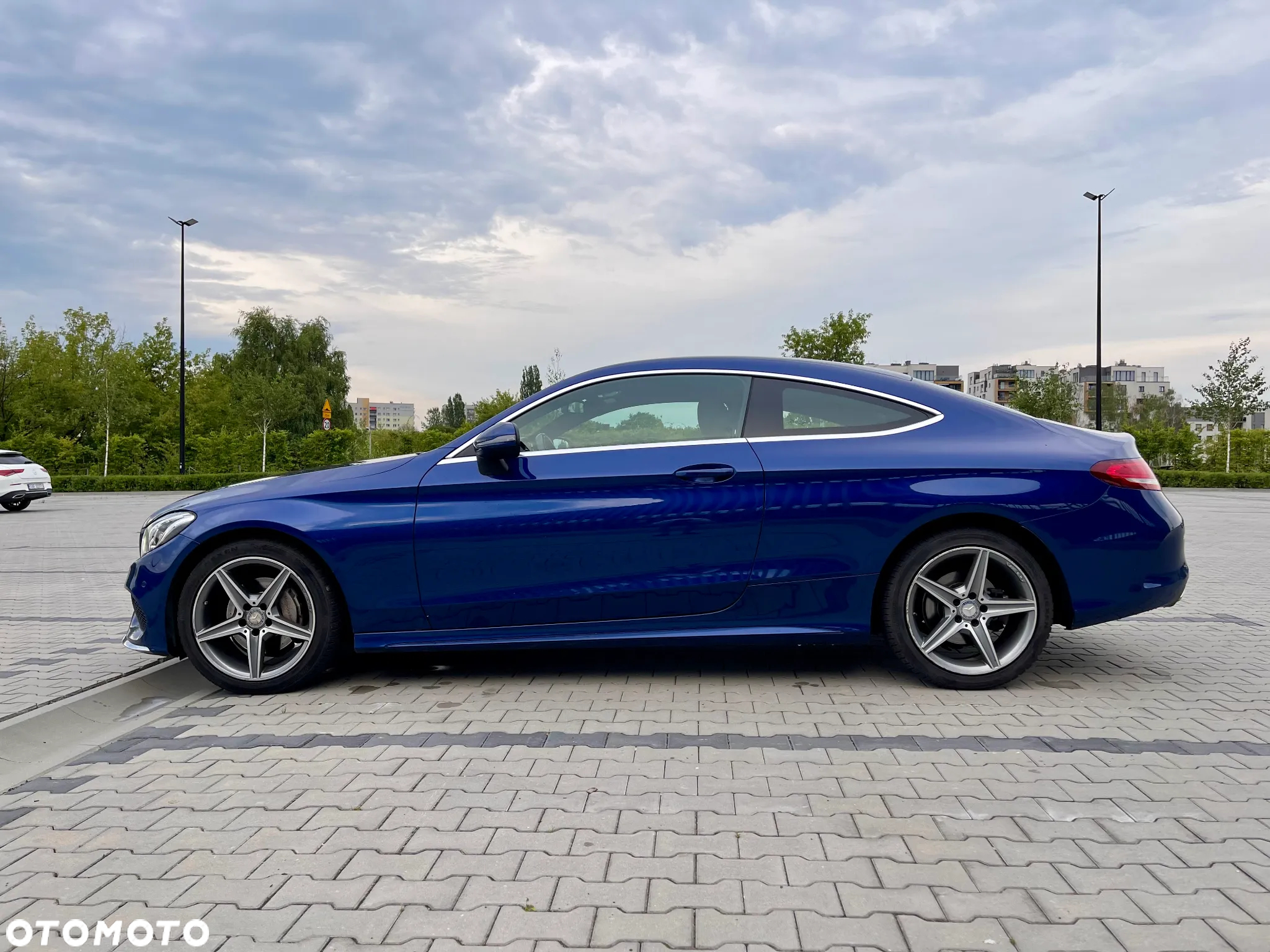 Mercedes-Benz Klasa C 200 Coupe 7G-TRONIC AMG Line - 7