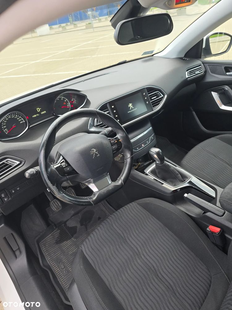 Peugeot 308 1.2 PureTech Active S&S - 14