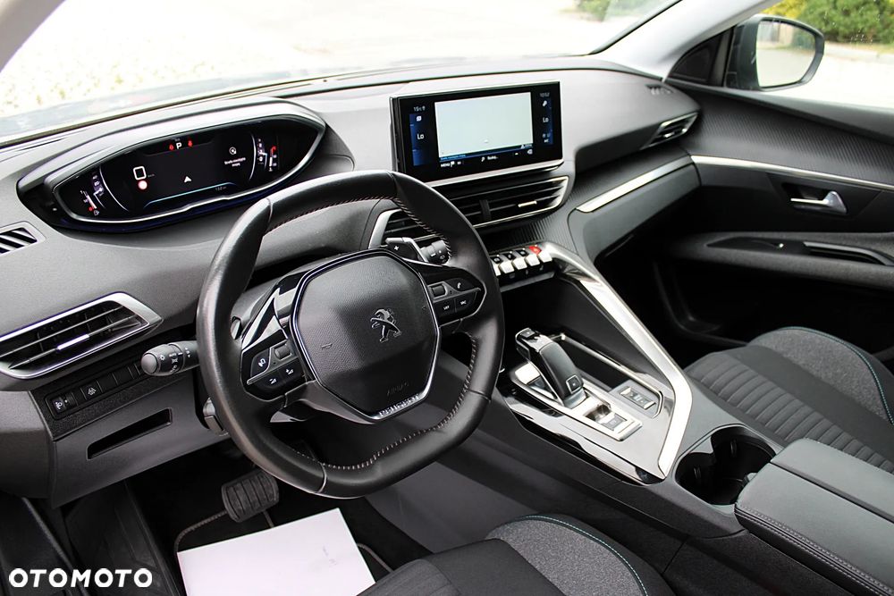 Peugeot 3008 - 16