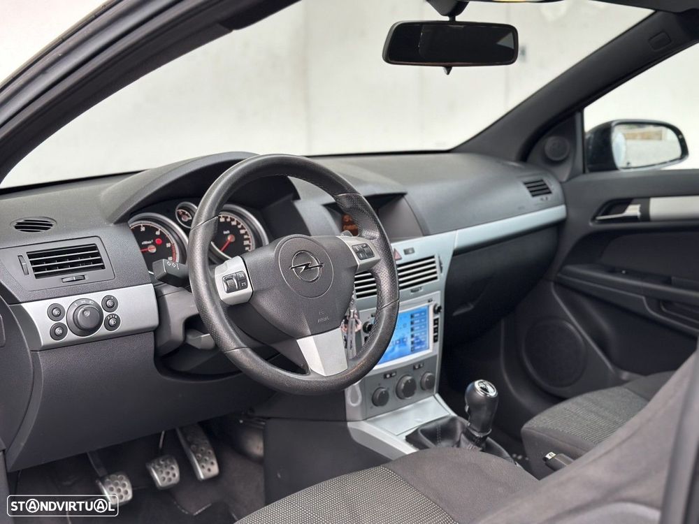 Opel Astra GTC 1.7 CDTi - 14