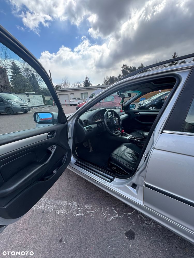 BMW Seria 3 - 25