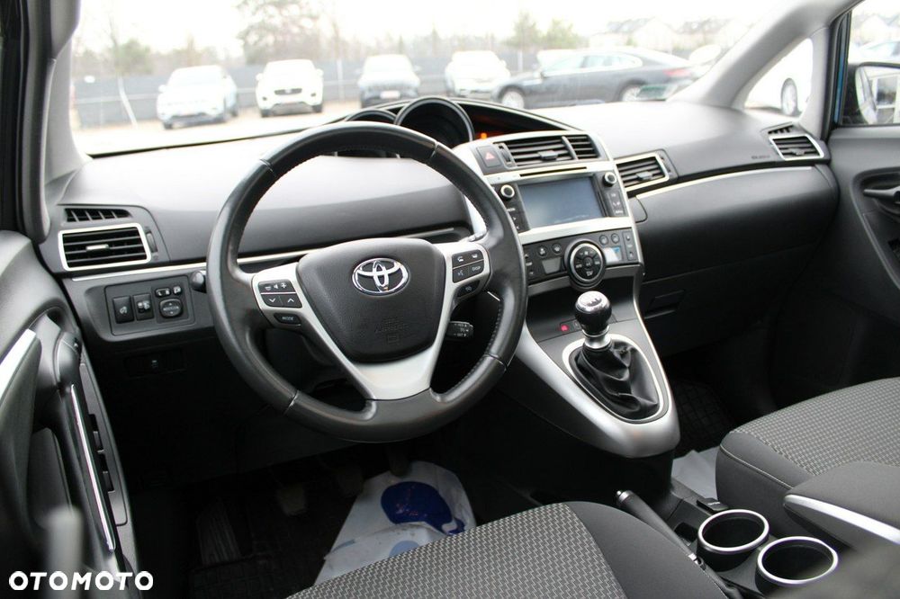 Toyota Verso - 17