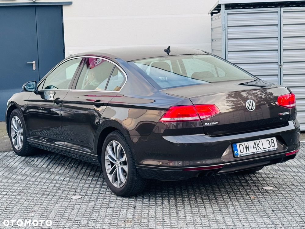 Volkswagen Passat 1.8 TSI BMT Comfortline DSG - 8