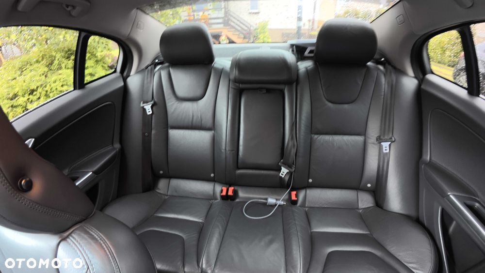 Volvo S60 - 5