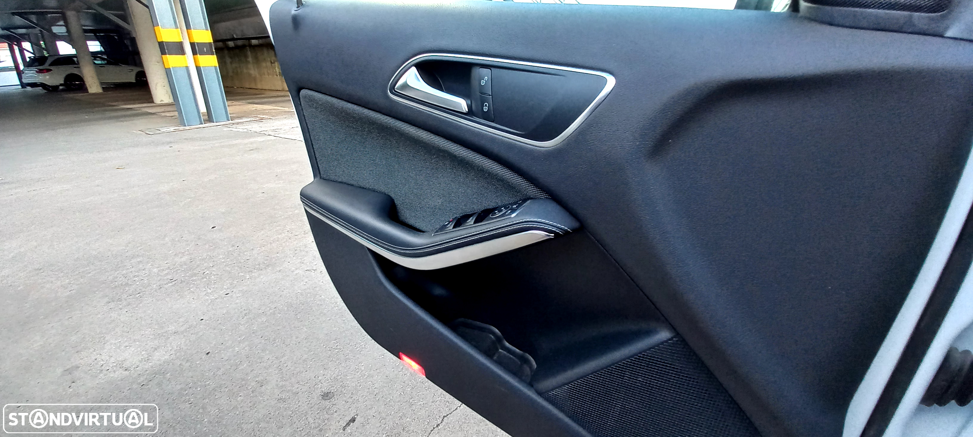 Mercedes-Benz A 180 CDI (BlueEFFICIENCY) AMG Sport - 53