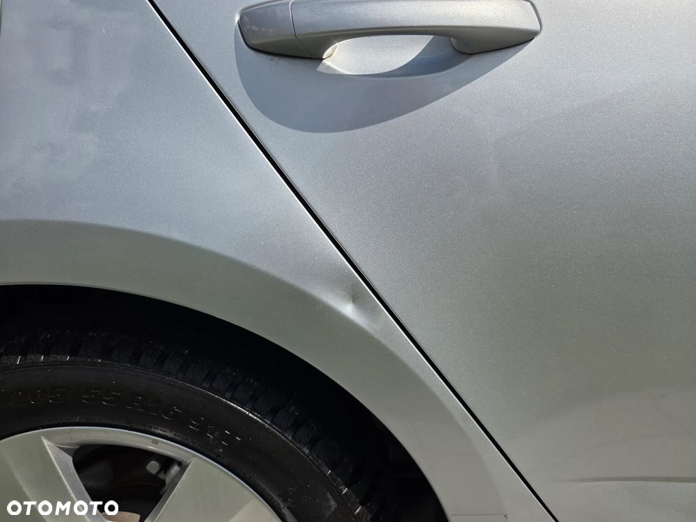 Skoda Octavia 2.0 TDI Ambition DSG - 9
