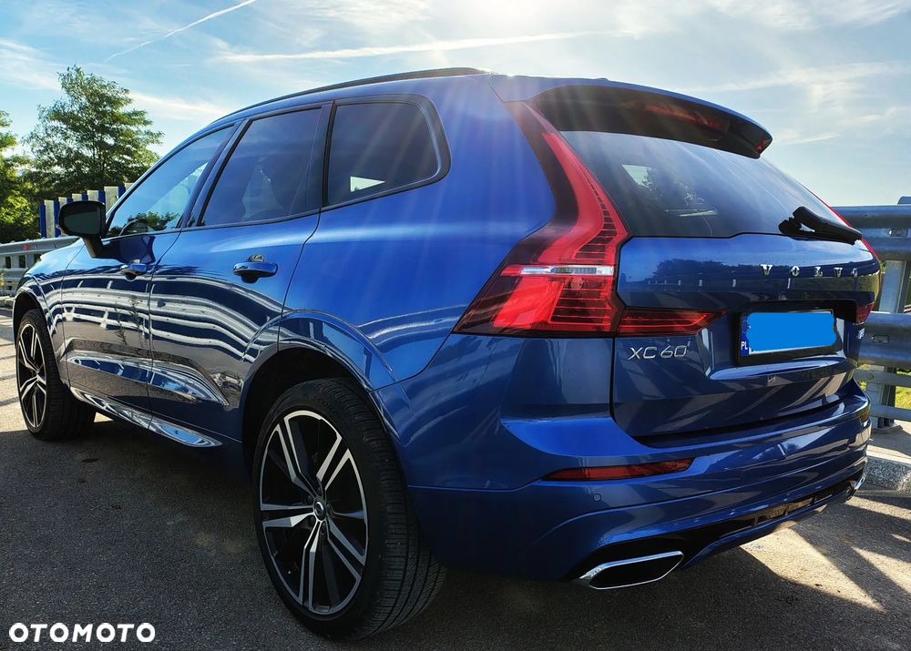 Volvo XC 60 T5 R-Design - 6