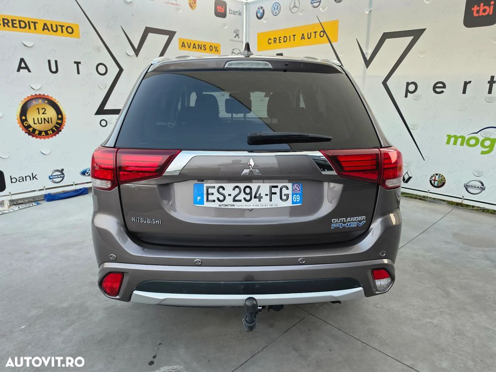 Mitsubishi Outlander 2.0 Litre DOHC MIVEC 4WD Instyle Navi - 5