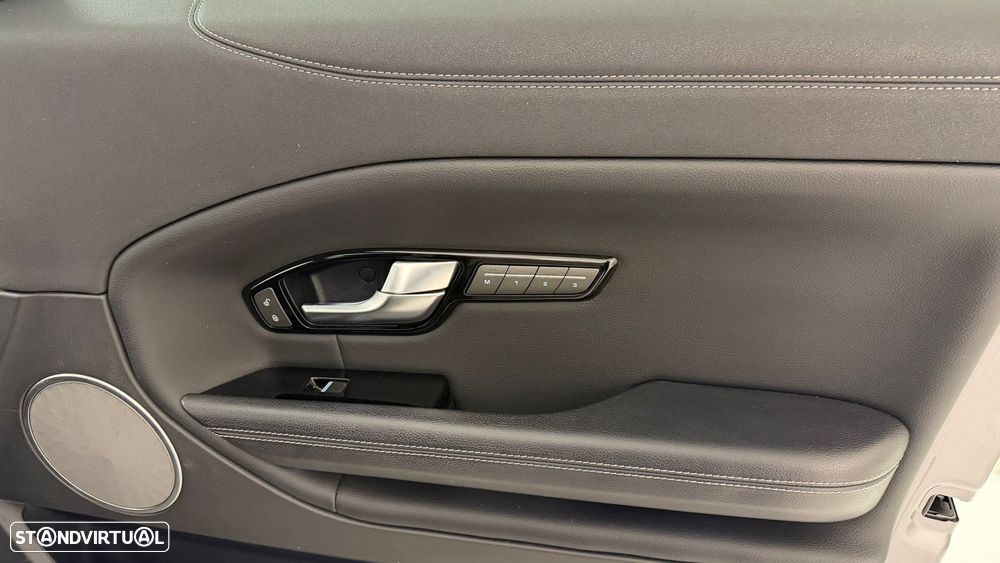 Land Rover Range Rover Evoque 2.0 D150 AWD R-Dynamic Auto - 23