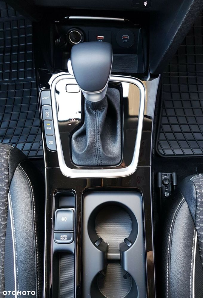 Kia XCeed 1.6 T-GDI Business Line DCT - 28