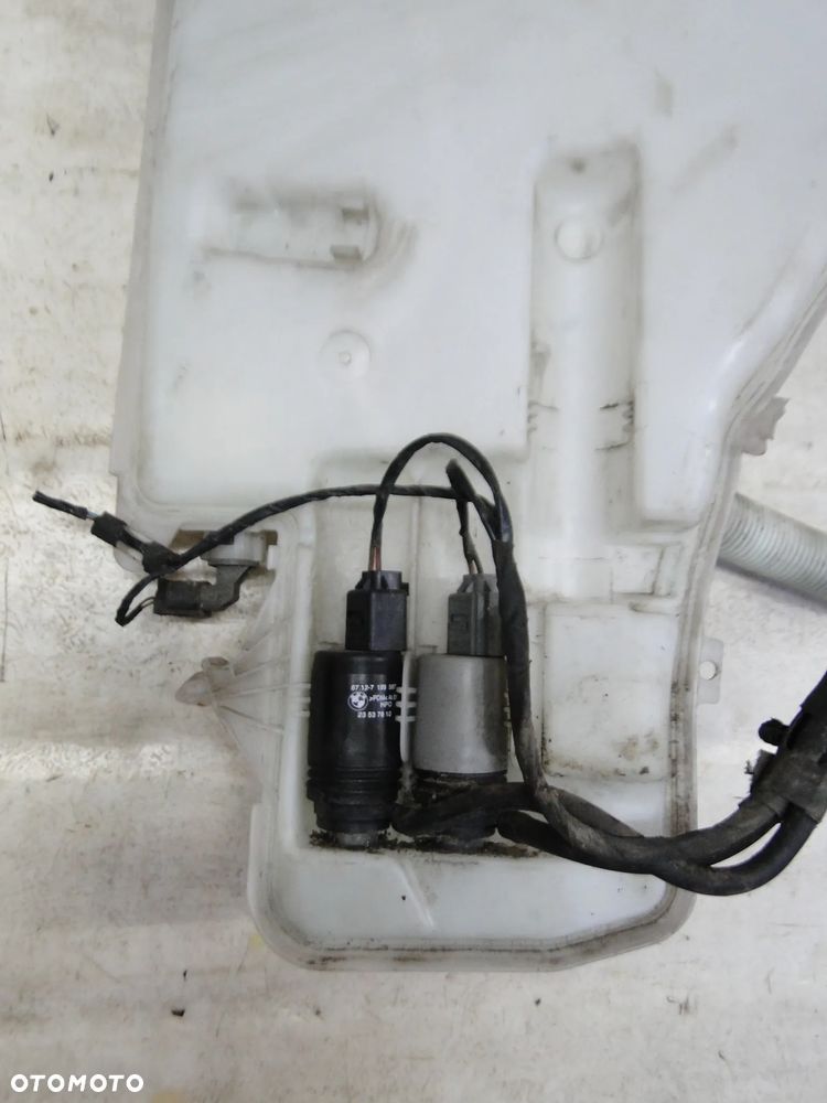 BMW 1 E81 E82 E87 E88 ZBIORNIK ZBIORNICZEK PŁYNU SPRYSKIWACZY POMPKI EUROPA - 3
