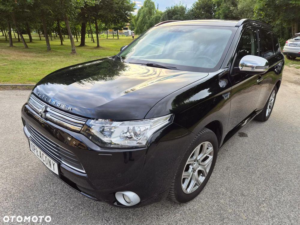 Mitsubishi Outlander 2.0 4WD Top - 9