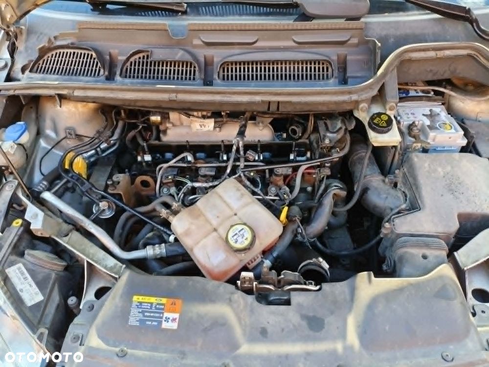 Ford C-MAX - 7