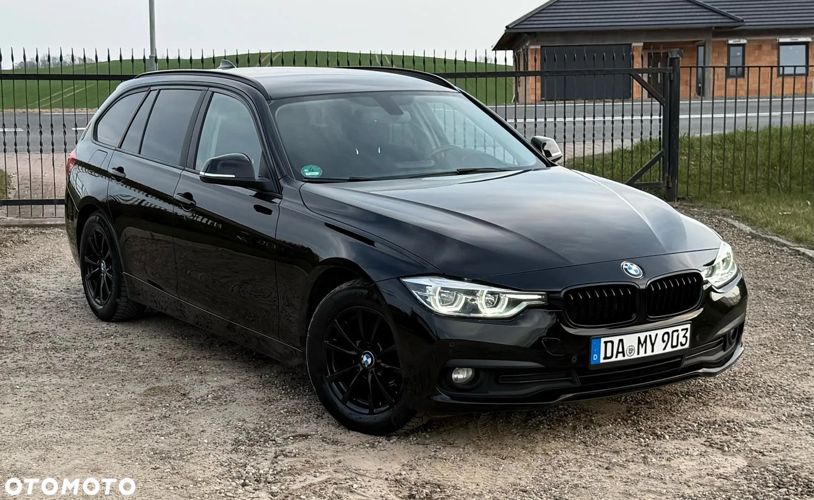 BMW Seria 3 320d Touring - 3