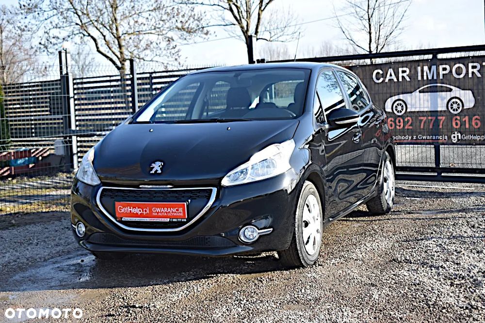 Peugeot 208 - 13