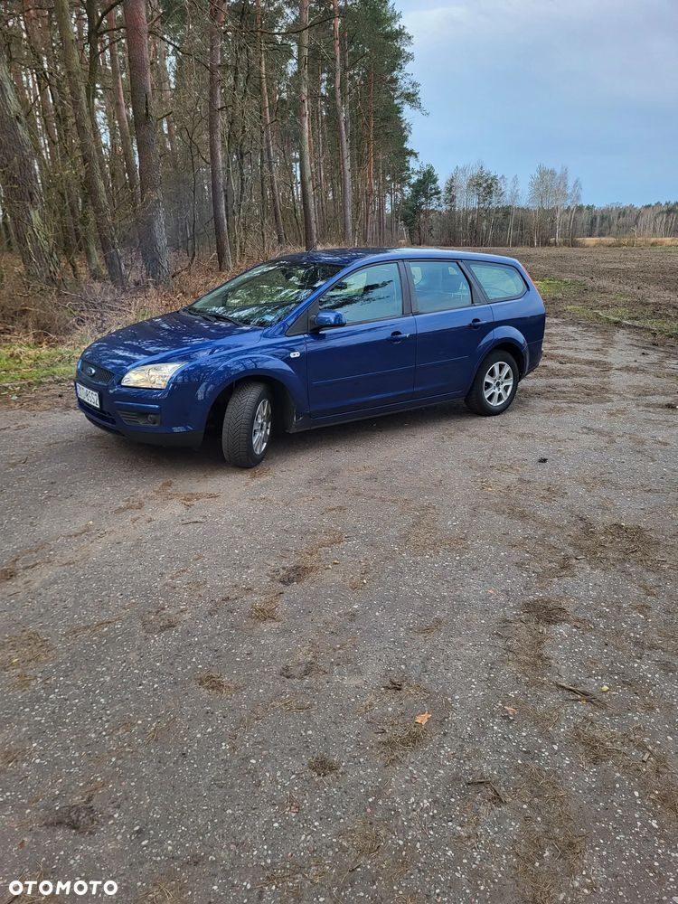 Ford Focus 1.8 FF Trend - 3