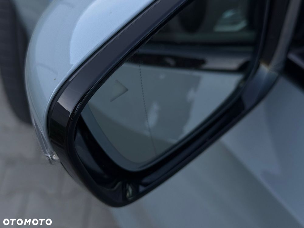 BMW Seria 3 320d xDrive - 33
