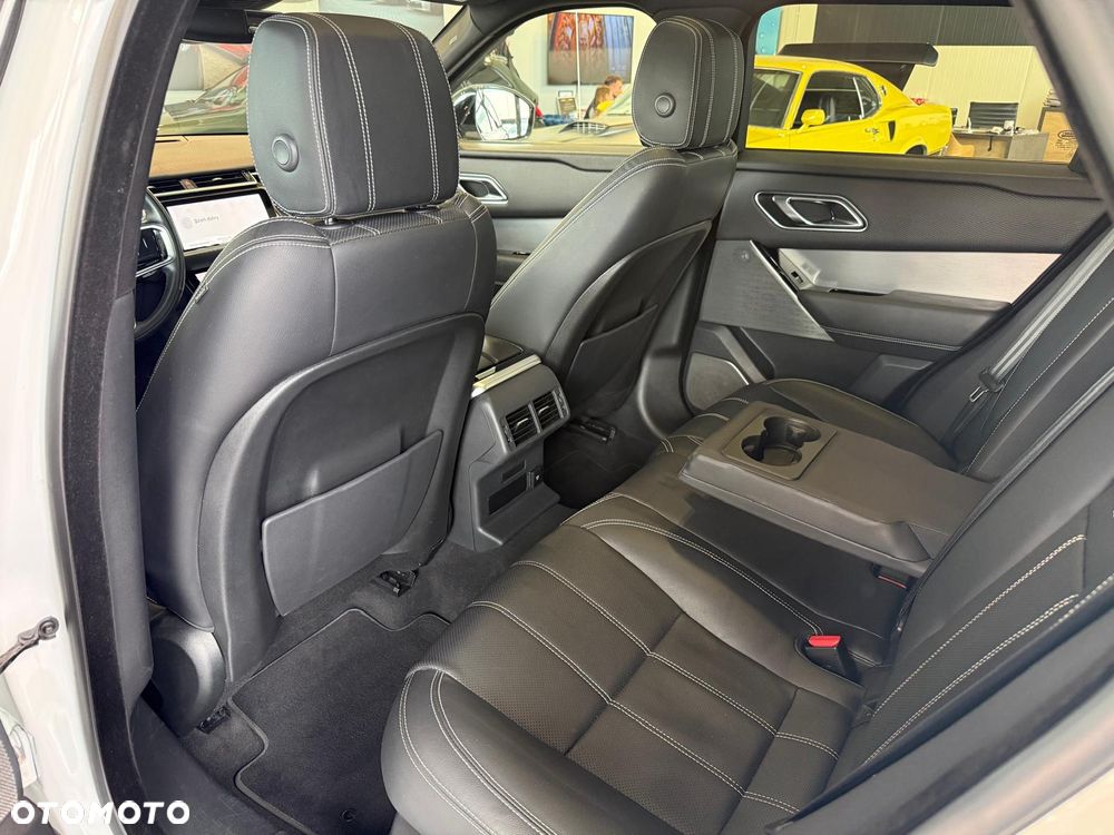 Land Rover Range Rover Velar 2.0 D200 mHEV R-Dynamic SE - 13