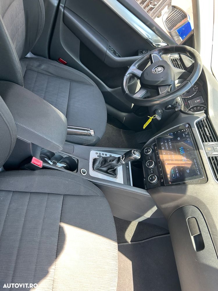 Skoda Octavia 1.6 TDI Ambiente DSG - 14
