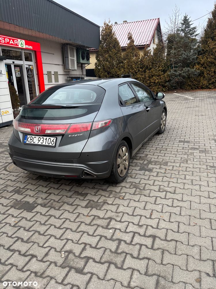 Honda Civic 1.8 Executive - 9