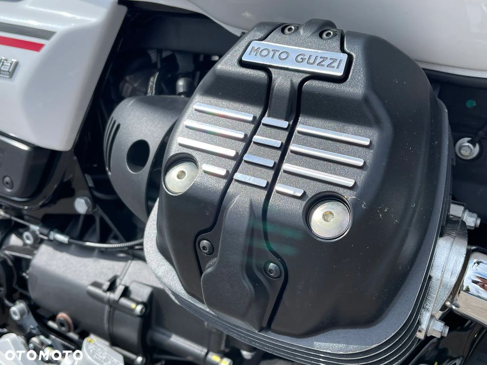 Moto Guzzi V7 - 9