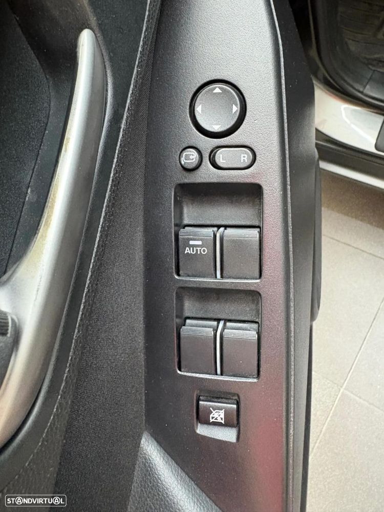Mazda 3 Hatchback MZ-CD 1.6 Sport - 16