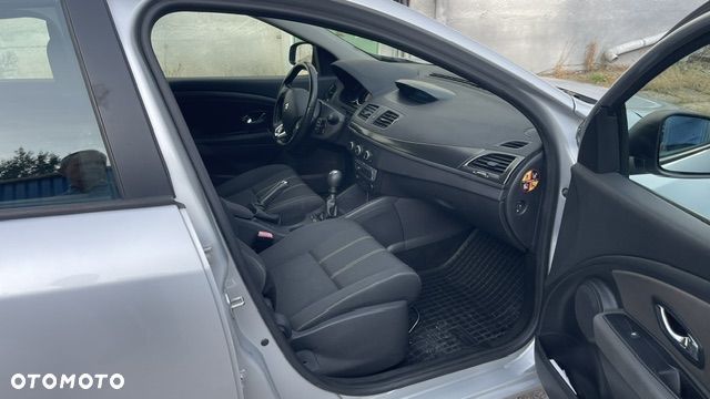 Renault Megane 1.5 dCi Life - 10