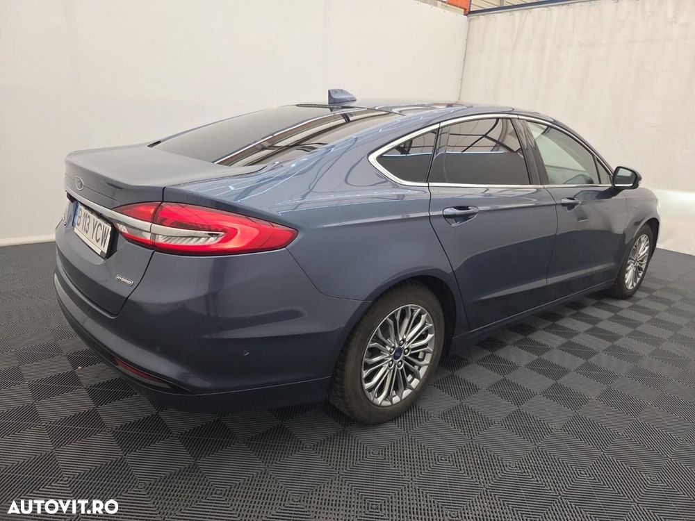 Ford Mondeo 2.0 HEV Titanium - 4