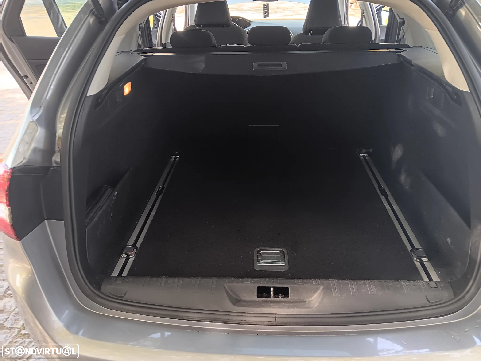 Peugeot 308 SW 1.6 BlueHDi Allure - 25