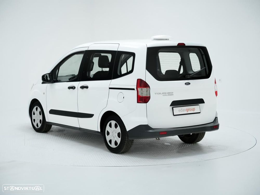 Ford Tourneo Courier 1.0 EcoBoost Ambiente - 4