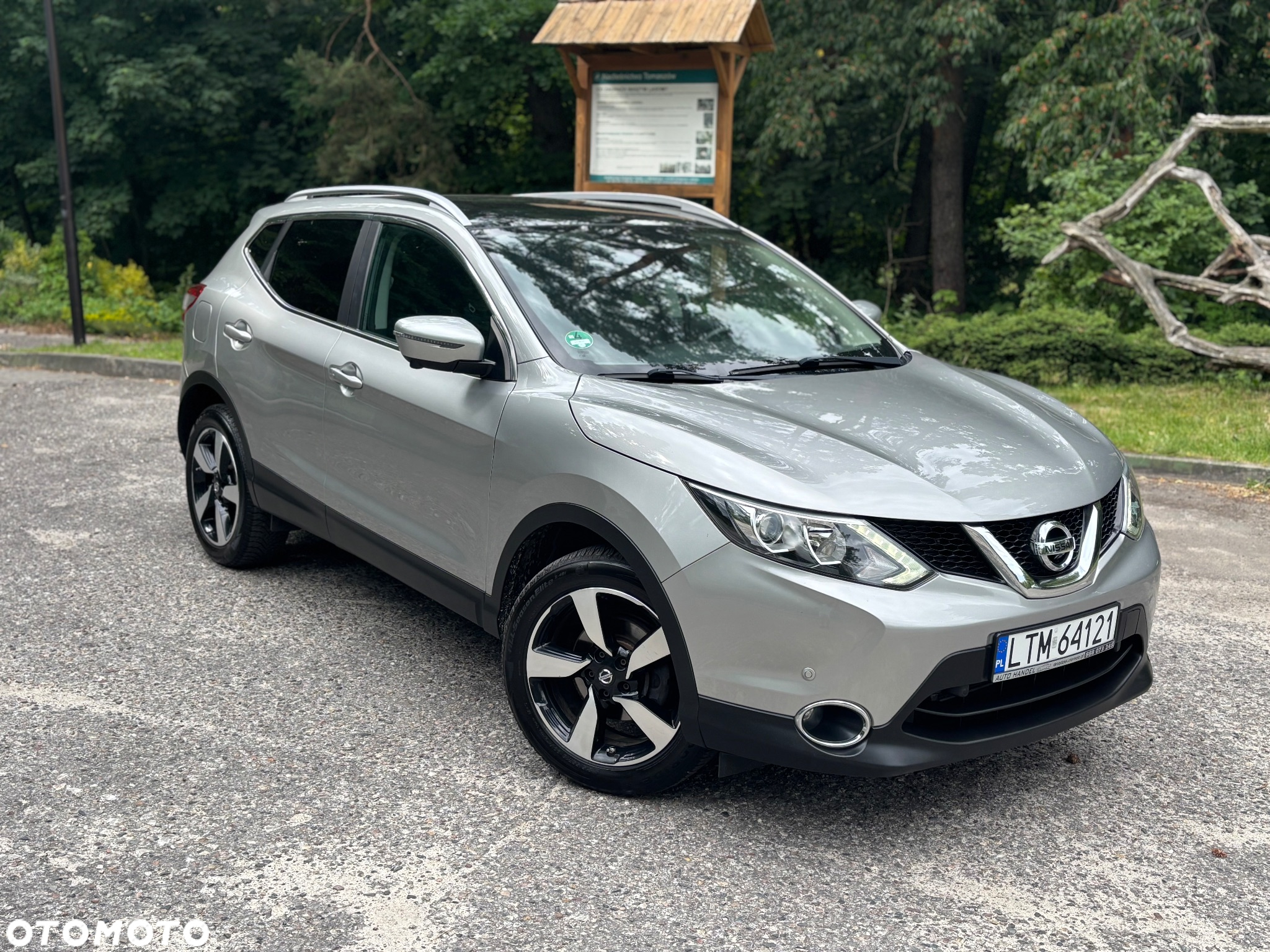Nissan Qashqai - 2